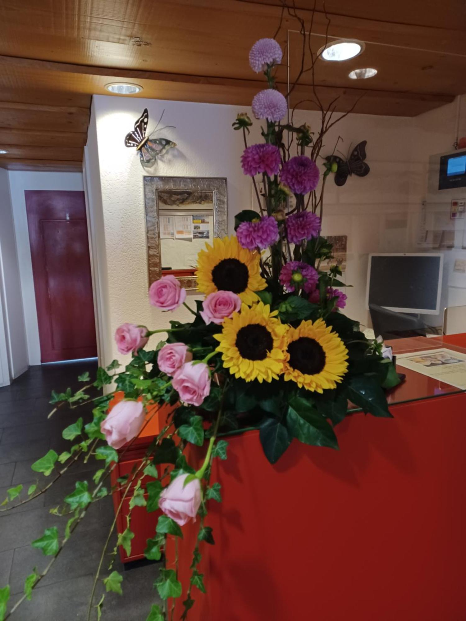 Post Hardermannli Hotel Unterseen Екстериор снимка