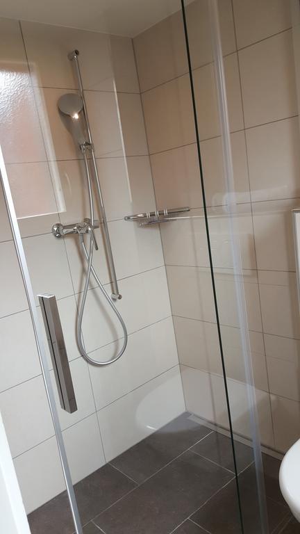 Post Hardermannli Hotel Unterseen Екстериор снимка