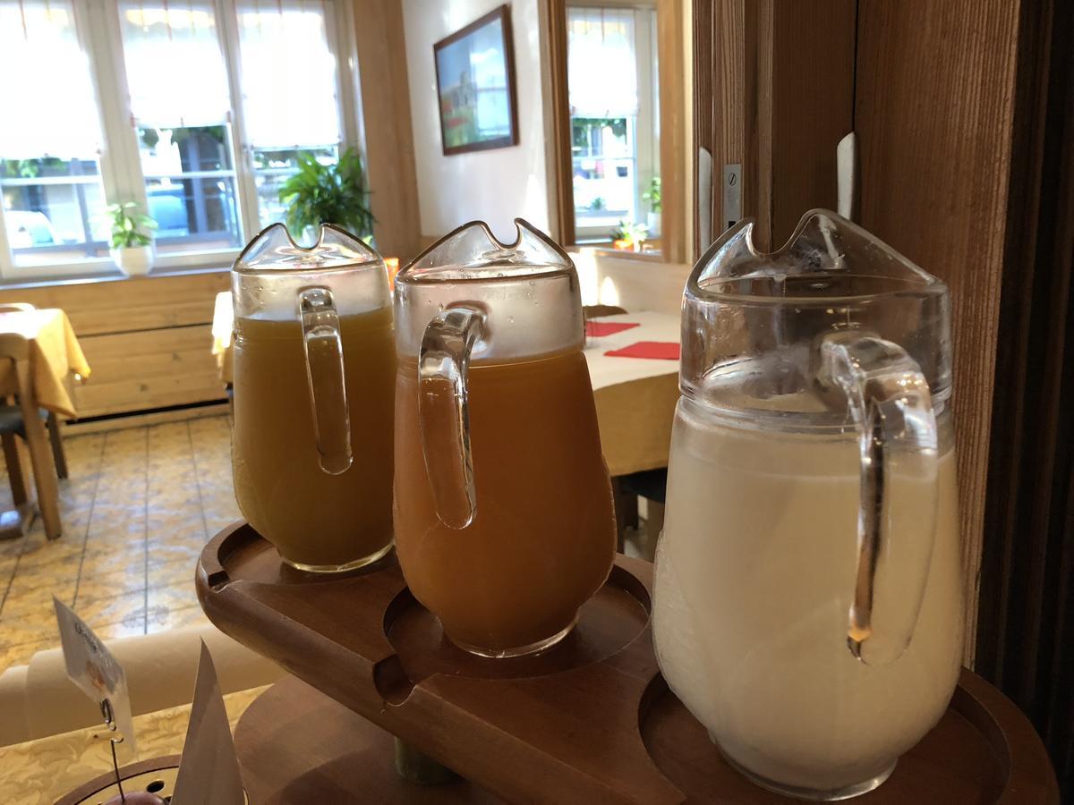 Post Hardermannli Hotel Unterseen Екстериор снимка