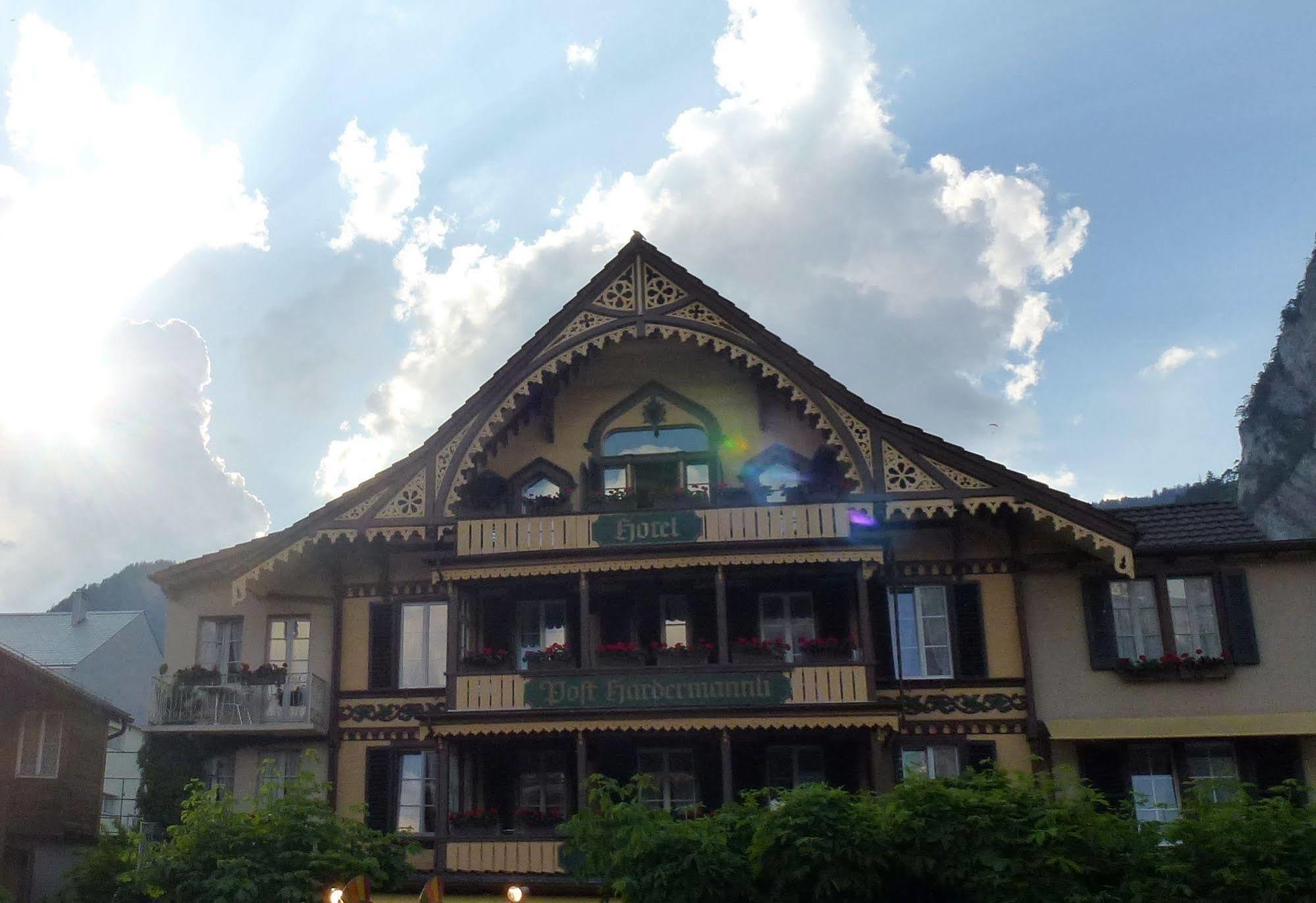 Post Hardermannli Hotel Unterseen Екстериор снимка