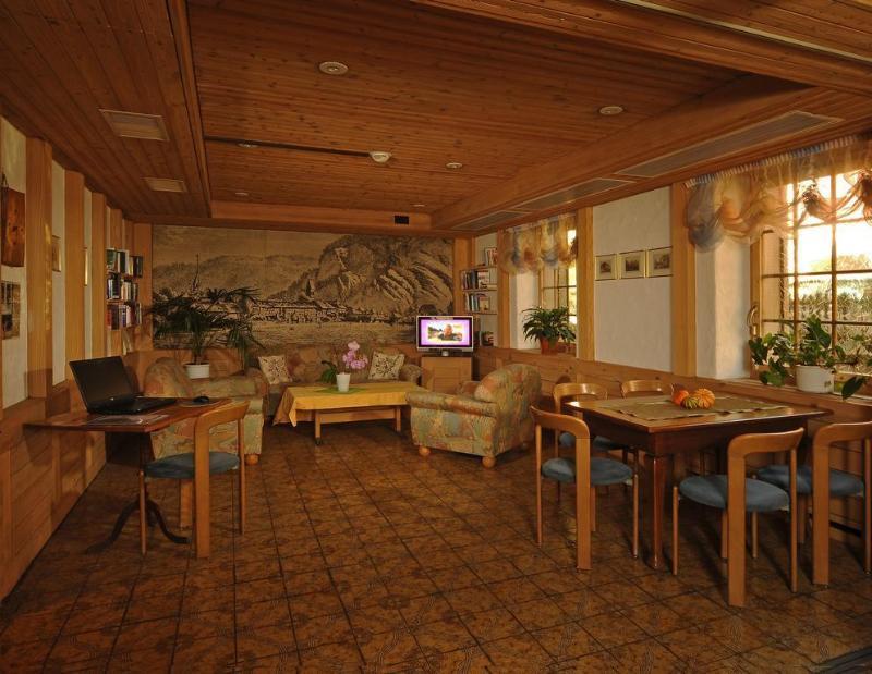 Post Hardermannli Hotel Unterseen Екстериор снимка